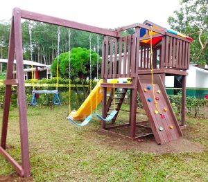 juegos infantiles de madera plastica